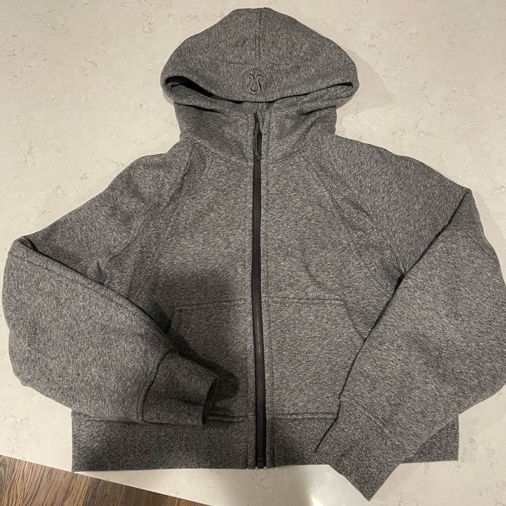 Lululemon full zip scuba